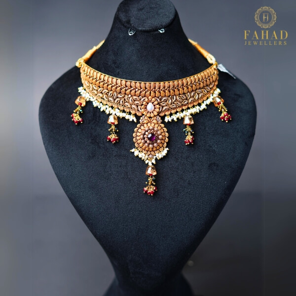 Pakistani Gold necklace Design 2 Fahad Jewellers lahore